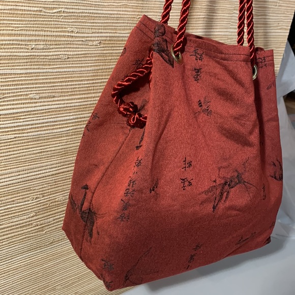 Deep Red Chinese Character Grasshopper Bag with Silk Cording Handles - Picture 4 of 8